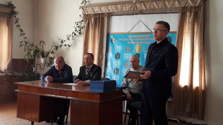 выступает.jpg выступает.jpg