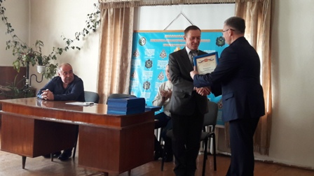 наградждает.jpg наградждает.jpg